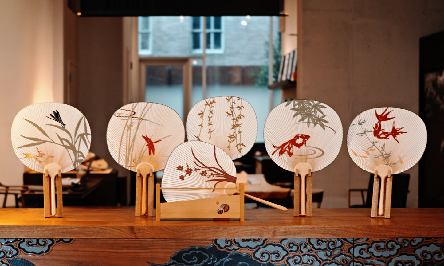 Kyo Uchiwa – Kingyo (Goldfish) with Stand